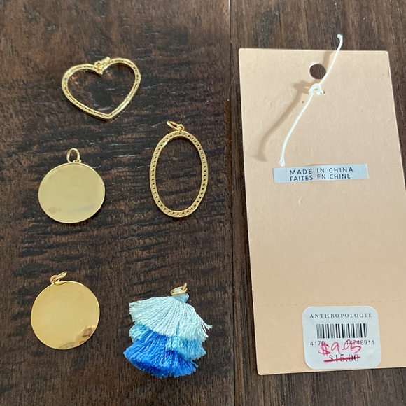 Anthropologie just for you charms lot - Picture 10 of 12